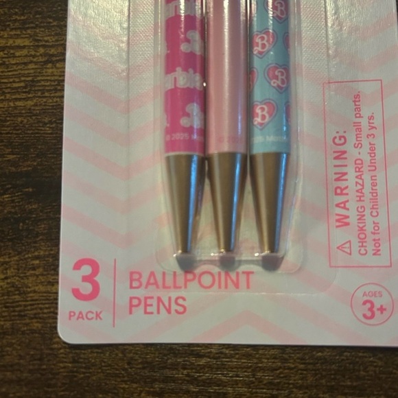 Barbie Yoobi Spiral Notebook & Pink and Blue Pen Trio - Picture 4 of 9